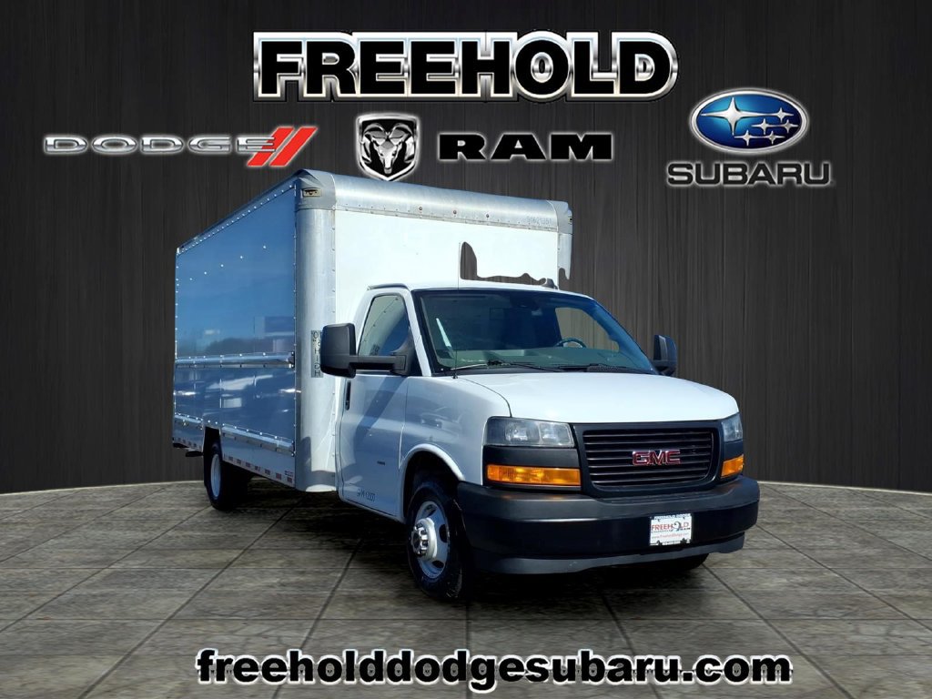 Used 2021 GMC Savana 3500 Extended w/ Power Convenience Package RWD image 1
