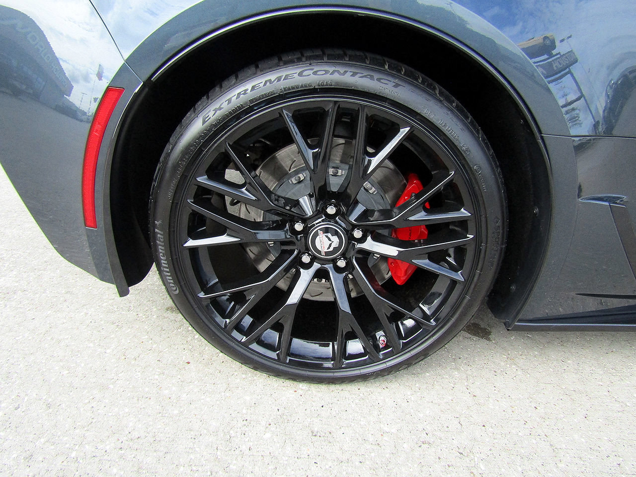 Used 2019 Chevrolet Corvette Grand Sport RWD image 23
