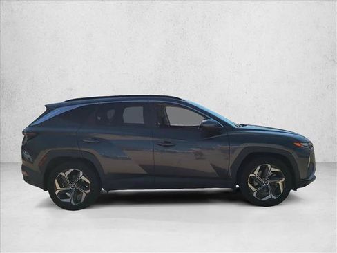 Used 2022 Hyundai Tucson SEL w/ Convenience Package FWD image 4