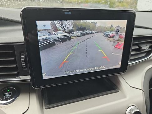 Used 2021 Ford Explorer XLT w/ Equipment Group 202A image 29