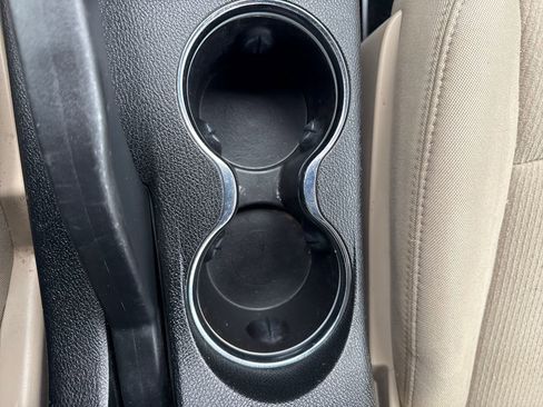 Used 2012 Chrysler 200 LX image 21