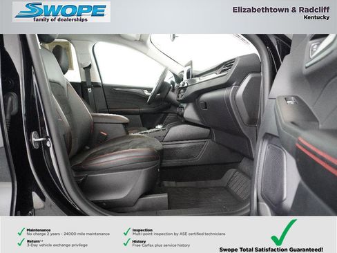 Used 2022 Ford Escape SEL w/ SEL Stealth AWD Package image 10