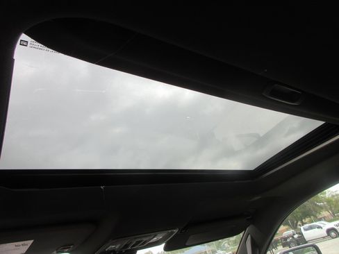 New 2026 GMC Sierra 2500 Denali w/ Denali Reserve Package image 16