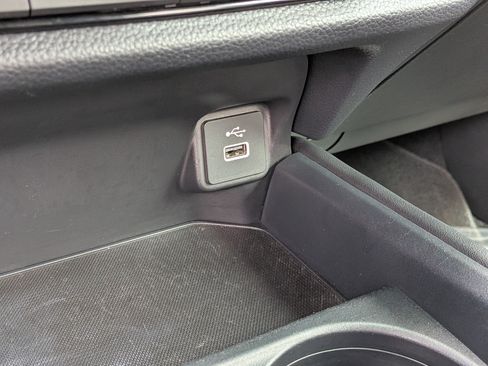 Used 2025 Honda HR-V Sport image 30