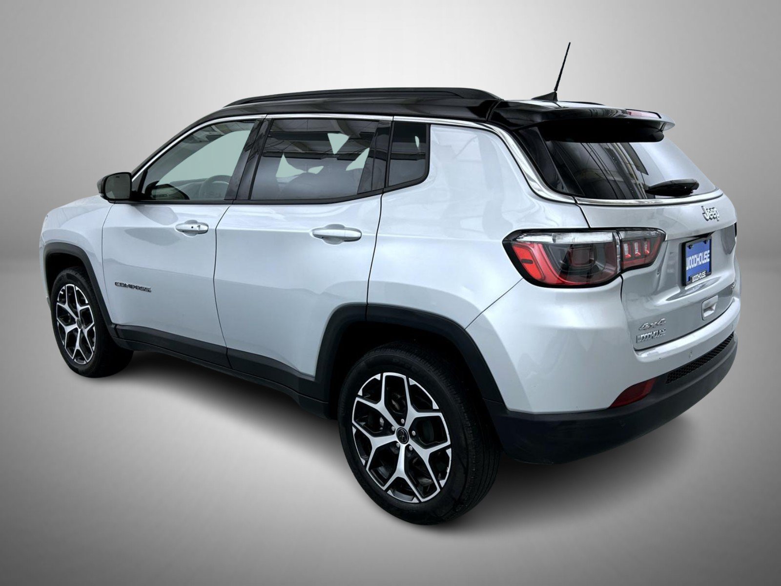 Certified 2025 Jeep Compass Limited AWD/4WD image 7