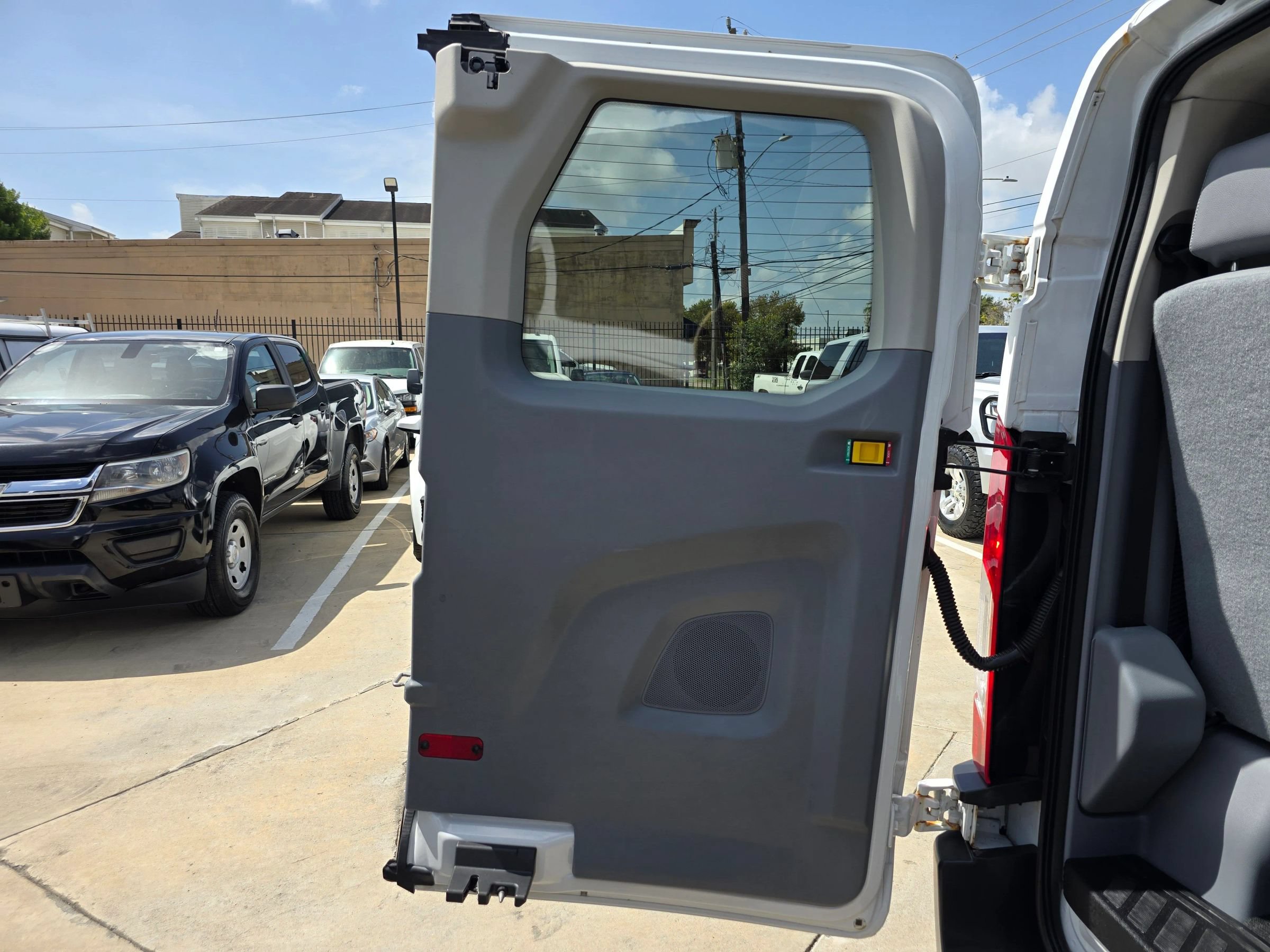 Used 2018 Ford Transit 350 XL RWD image 22