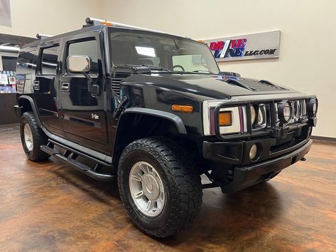 Used 2003 HUMMER H2 w/ Preferred Equipment Group AWD/4WD image 3