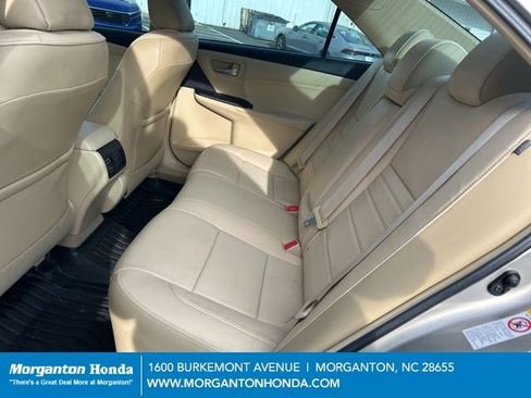 Used 2016 Toyota Camry XLE w/ Moonroof Package image 33