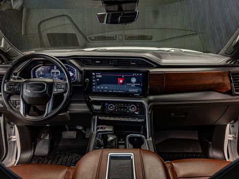 Used 2022 GMC Sierra 1500 Denali Ultimate image 16