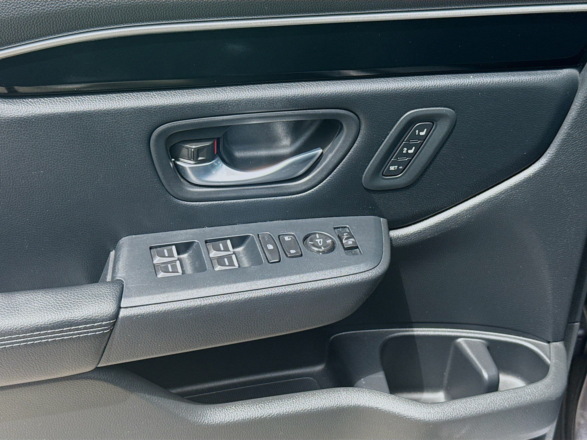 Certified 2023 Honda Pilot Touring image 17