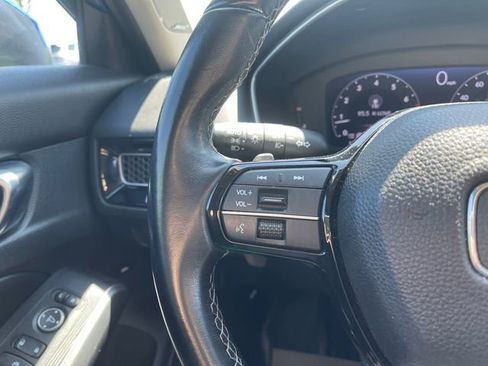 Certified 2022 Honda Civic Touring image 21