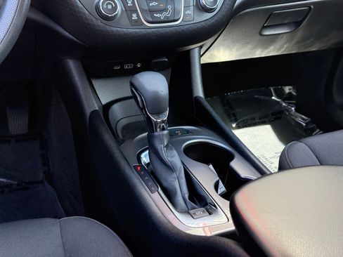 Used 2024 Chevrolet Malibu LS FWD image 22