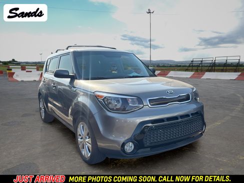 Used 2016 Kia Soul + FWD image 1