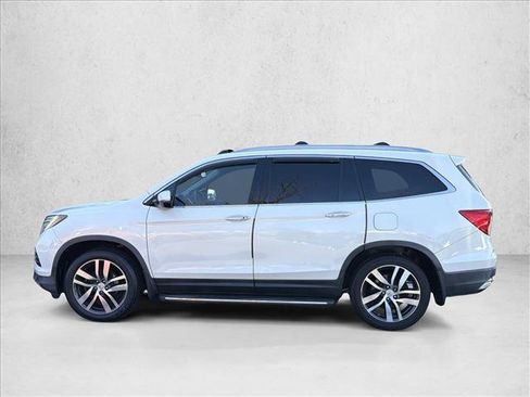 Used 2016 Honda Pilot Touring image 8
