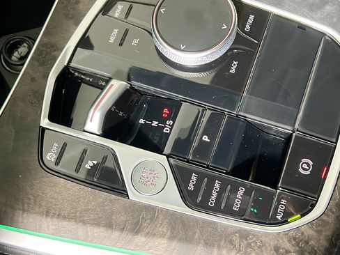 Used 2024 BMW X5 sDrive40i RWD image 24