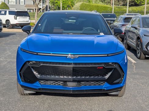 New 2026 Chevrolet Equinox EV RS FWD image 3