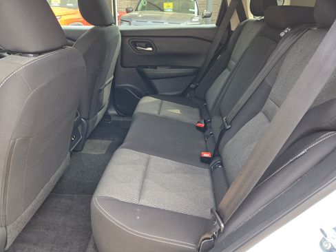 Certified 2025 Nissan Rogue SV FWD image 13