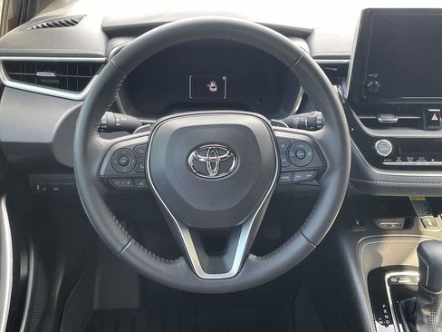 Used 2025 Toyota Corolla XSE FWD image 22