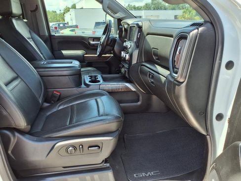 Used 2021 GMC Sierra 2500 Denali w/ Denali Ultimate Package image 12