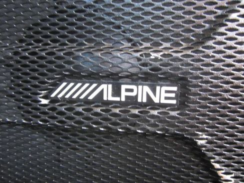 Used 2018 Jeep Wrangler Unlimited Sahara image 22