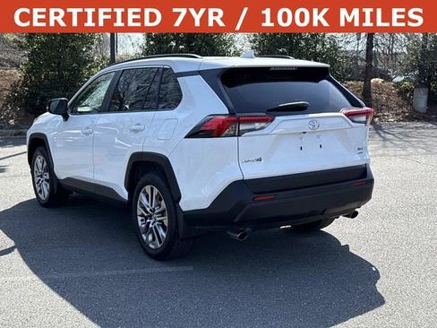 Used 2025 Toyota RAV4 XLE Premium image 4