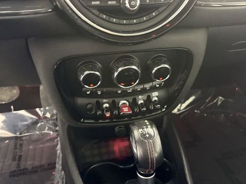 Used 2019 MINI Cooper Clubman S image 9