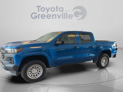 Used 2023 Chevrolet Colorado W/T w/ Safety Package RWD image 2