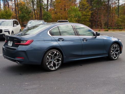 Used 2026 BMW 330i xDrive Sedan w/ Premium Package AWD/4WD image 10