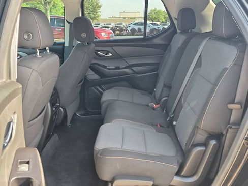 Used 2020 Chevrolet Traverse LS FWD image 21