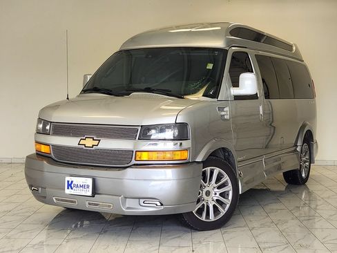 Used 2021 Chevrolet Express 2500 LS w/ Enhanced Convenience Package RWD image 1