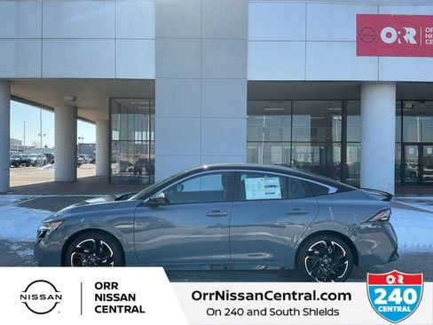 New 2026 Nissan Sentra SR w/ SR Premium Package FWD image 8