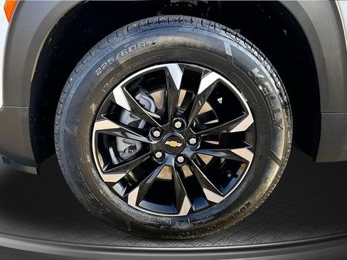 Used 2023 Chevrolet TrailBlazer LT w/ Convenience Package image 30