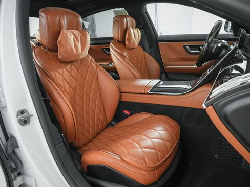 Used 2024 Mercedes-Benz S 580 4MATIC Sedan image 26