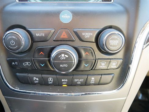 Used 2018 Jeep Grand Cherokee Limited w/ Trailer Tow Group IV image 28