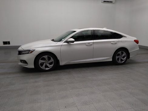 Used 2019 Honda Accord EX image 2