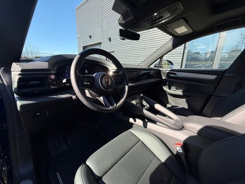 Certified 2024 Porsche Macan 4 Electric image 4