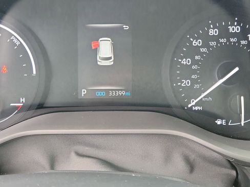 Used 2023 Toyota Sienna LE image 25