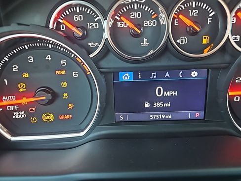 Used 2020 Chevrolet Silverado 1500 RST w/ Texas Edition image 10