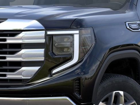 New 2026 GMC Sierra 1500 SLE RWD image 10