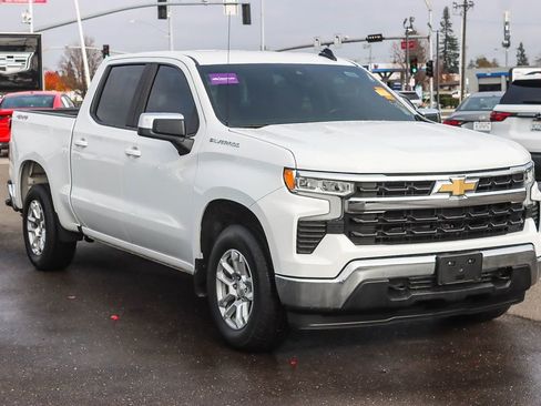 Used 2022 Chevrolet Silverado 1500 LT image 5