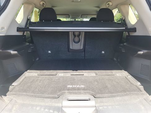 Used 2016 Nissan Rogue SV AWD/4WD image 25