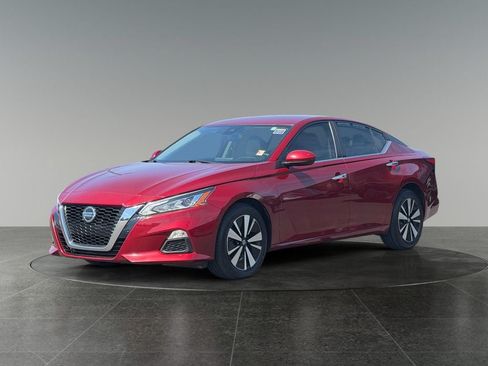 Used 2021 Nissan Altima 2.5 SV AWD/4WD image 3