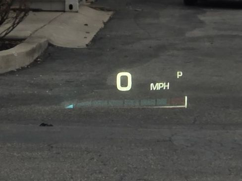 Used 2023 GMC Acadia Denali w/ Denali Technology Package image 14