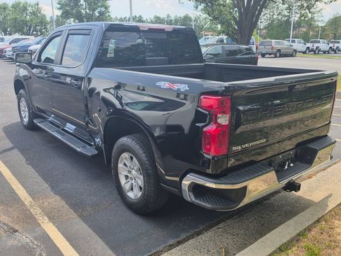 Used 2023 Chevrolet Silverado 1500 LT w/ Convenience Package II AWD/4WD image 6