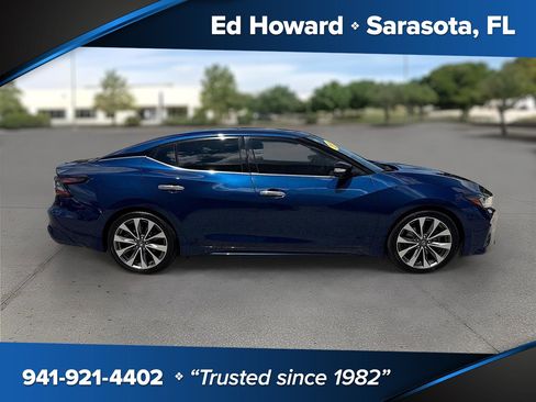 Used 2019 Nissan Maxima Platinum w/ Illumination Package FWD image 1