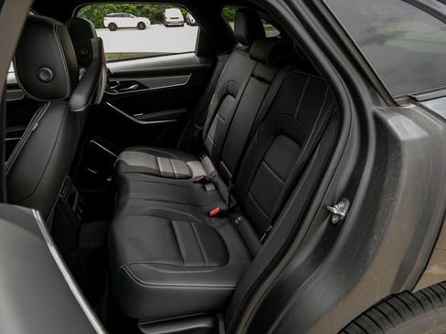 Used 2026 Jaguar F-PACE R-Dynamic S AWD/4WD image 48