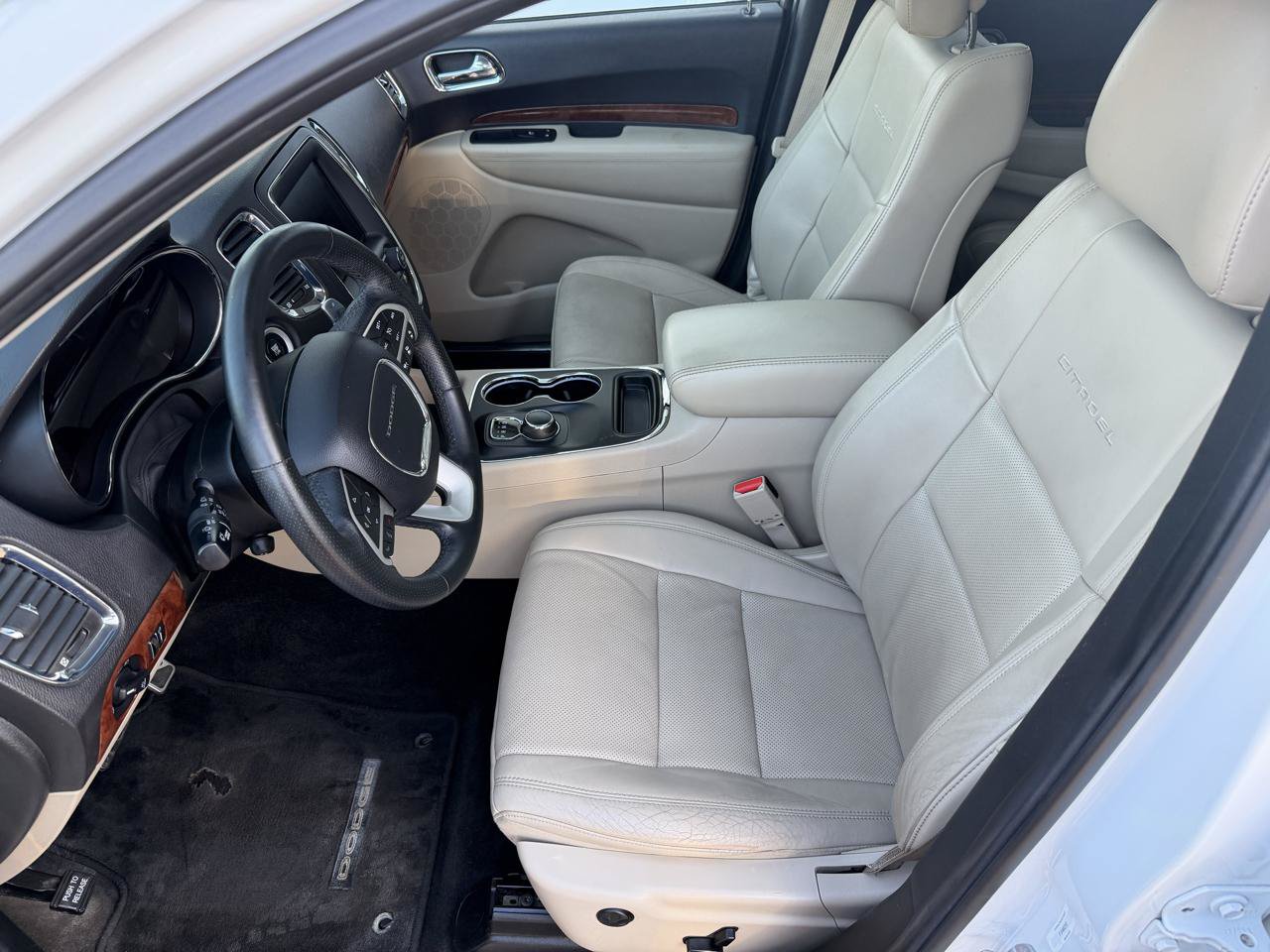 Used 2014 Dodge Durango Citadel w/ Technology Group AWD/4WD image 9