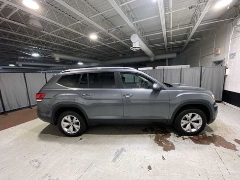 Used 2019 Volkswagen Atlas SE w/ Towing Package AWD/4WD image 27