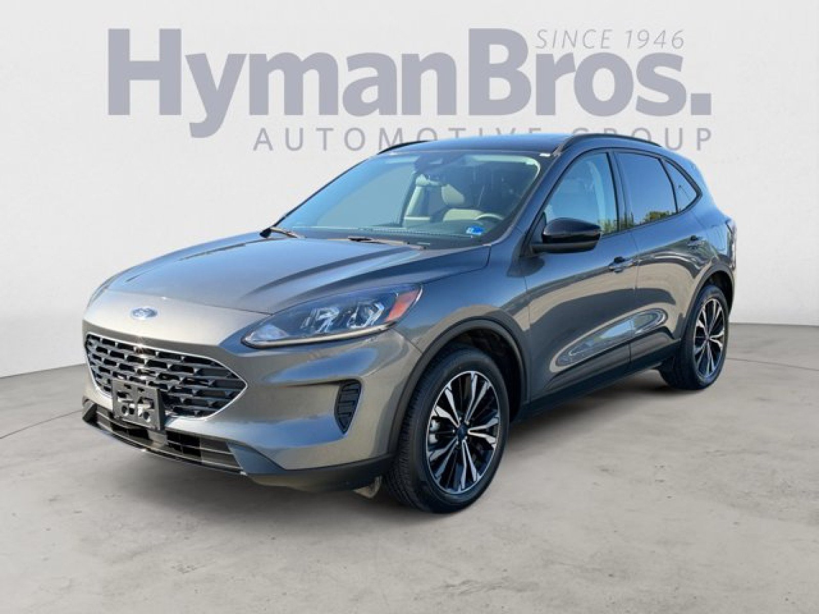 Used 2022 Ford Escape SE w/ SE Sport Appearance Package AWD/4WD image 7