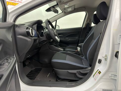 New 2025 Nissan Versa SV w/ Trunk Package image 15